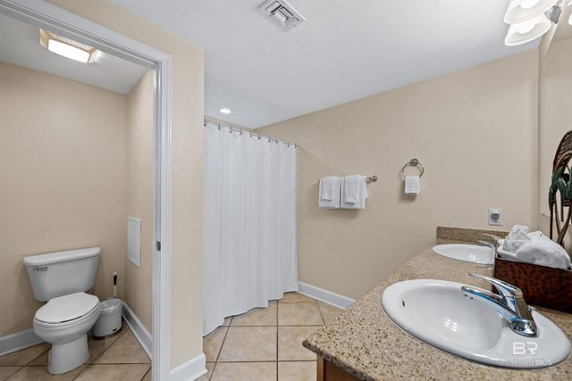 1524 W Beach Boulevard 301, Gulf Shores, AL 36542