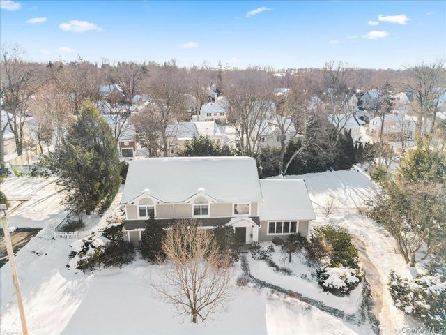 9 Thomas Lane, Scarsdale, NY 10583