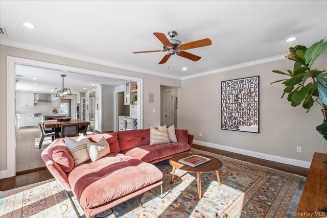 9 Thomas Lane, Scarsdale, NY 10583