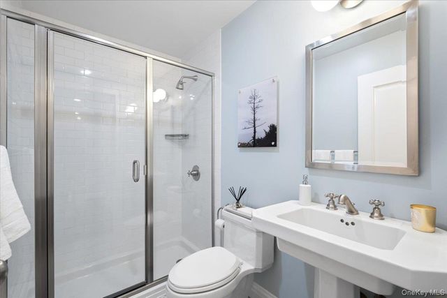 9 Thomas Lane, Scarsdale, NY 10583