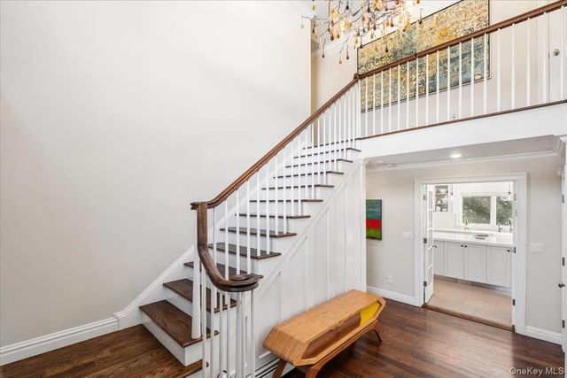 9 Thomas Lane, Scarsdale, NY 10583