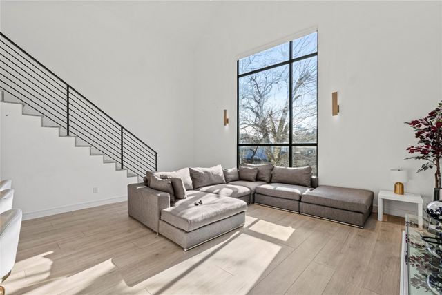 3880 Munger Avenue 9, Dallas, TX 75204