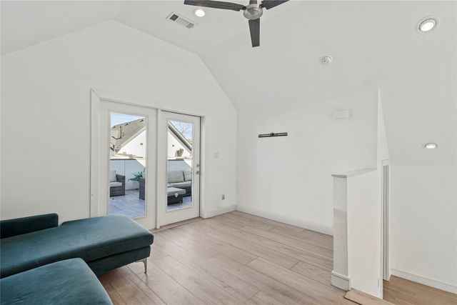 3880 Munger Avenue 9, Dallas, TX 75204