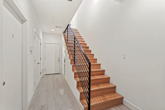 3880 Munger Avenue 9, Dallas, TX 75204