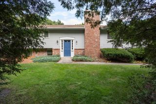 113 Brigham St 3B, Hudson, MA 01749