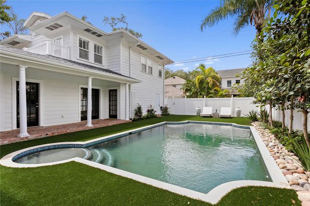2523 W SUNSET DRIVE, Tampa, FL 33629