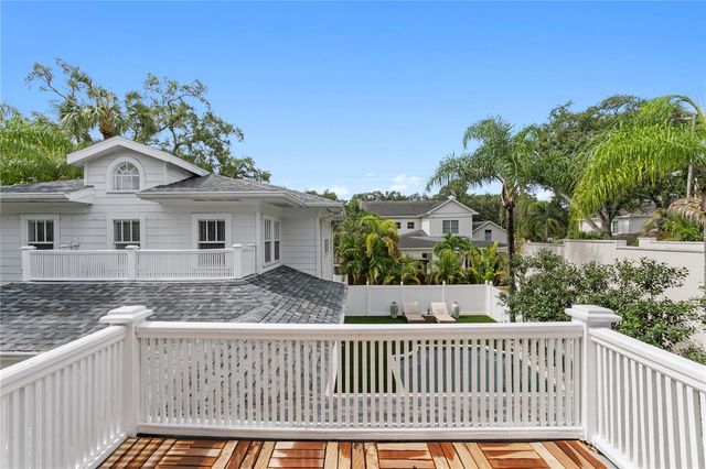 2523 W SUNSET DRIVE, Tampa, FL 33629