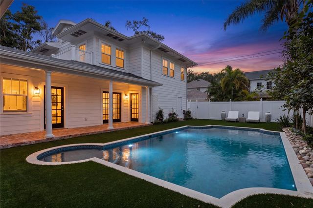2523 W SUNSET DRIVE, Tampa, FL 33629