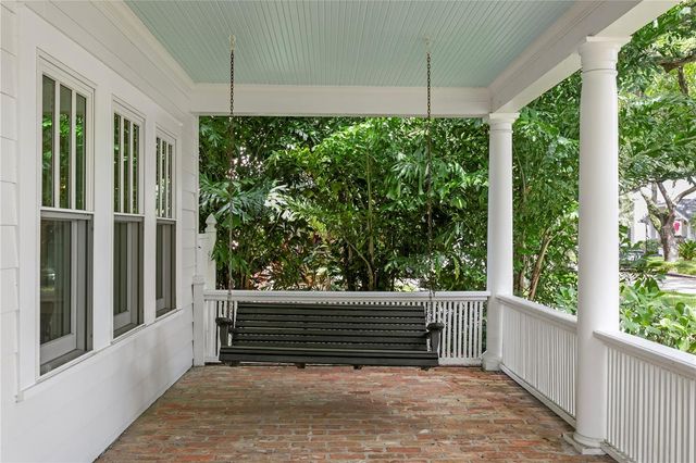 2523 W SUNSET DRIVE, Tampa, FL 33629