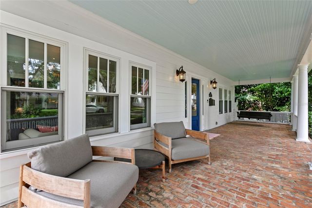 2523 W SUNSET DRIVE, Tampa, FL 33629
