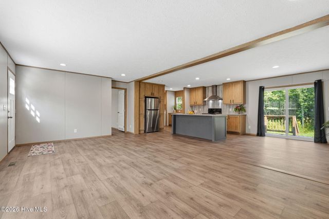 108 Pine Valley Lane, West End, NC 27376