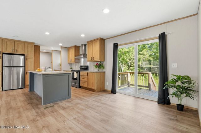 108 Pine Valley Lane, West End, NC 27376