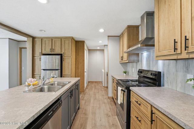 108 Pine Valley Lane, West End, NC 27376