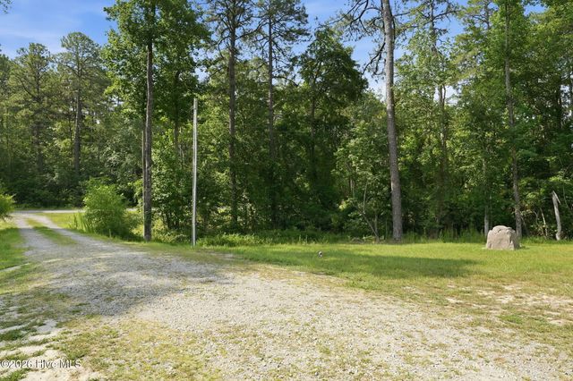 108 Pine Valley Lane, West End, NC 27376