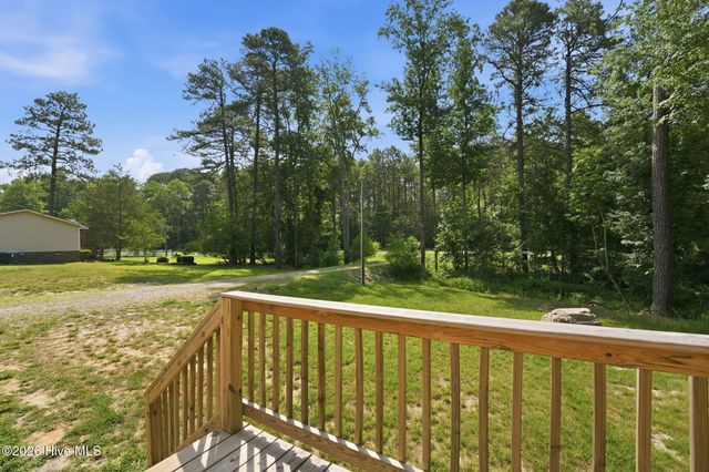 108 Pine Valley Lane, West End, NC 27376