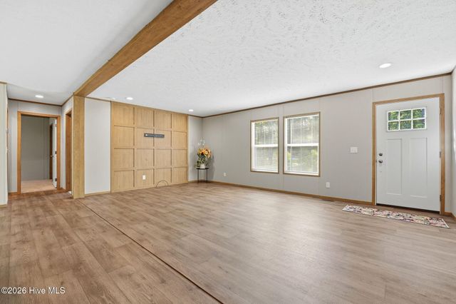 108 Pine Valley Lane, West End, NC 27376