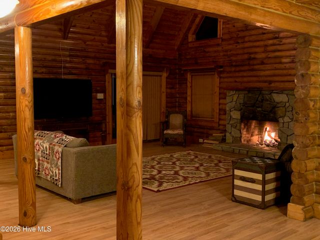 984 Mill Hole Road, Washington, NC 27889