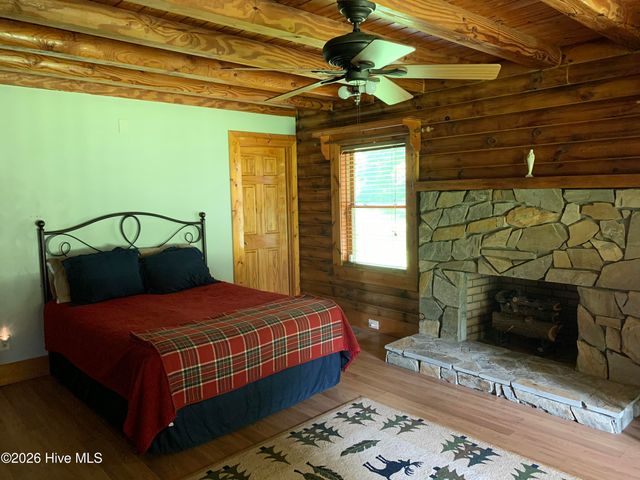 984 Mill Hole Road, Washington, NC 27889