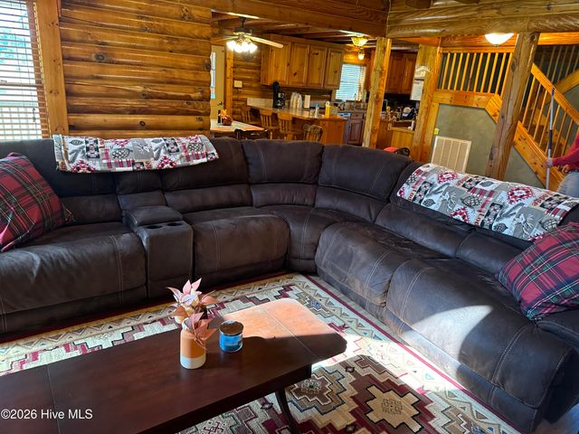 984 Mill Hole Road, Washington, NC 27889