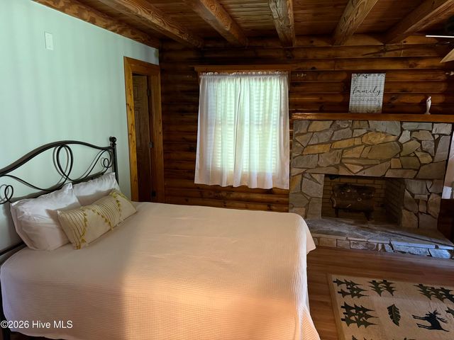 984 Mill Hole Road, Washington, NC 27889