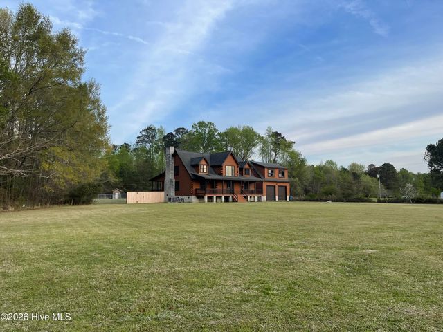 984 Mill Hole Road, Washington, NC 27889