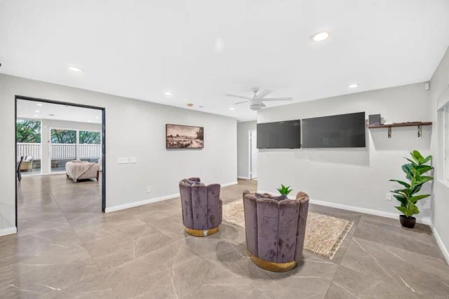 17892 Creciente Way, San Diego, CA 92127