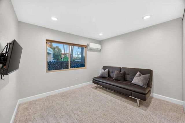 17892 Creciente Way, San Diego, CA 92127