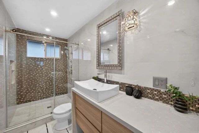 17892 Creciente Way, San Diego, CA 92127