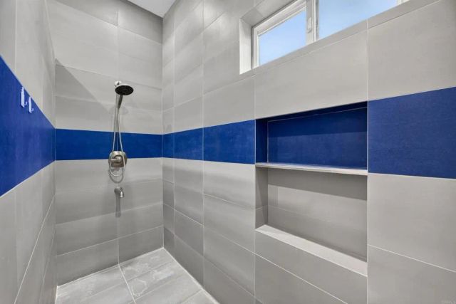 17892 Creciente Way, San Diego, CA 92127