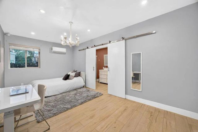 17892 Creciente Way, San Diego, CA 92127