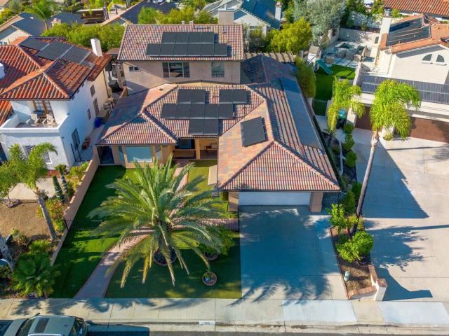 17892 Creciente Way, San Diego, CA 92127