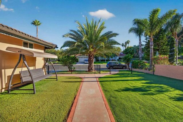 17892 Creciente Way, San Diego, CA 92127