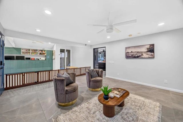 17892 Creciente Way, San Diego, CA 92127