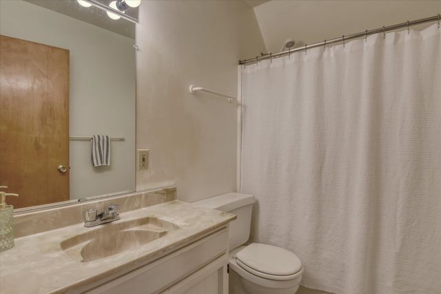 3815 S Merryweather Rd, Spokane, WA 99224