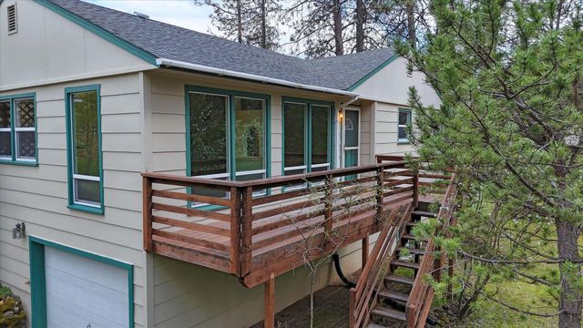 3815 S Merryweather Rd, Spokane, WA 99224