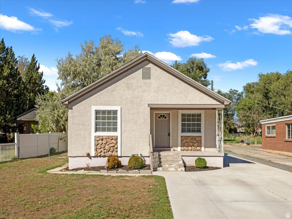7690 S 1530 W, West Jordan, UT 84084 — exterior