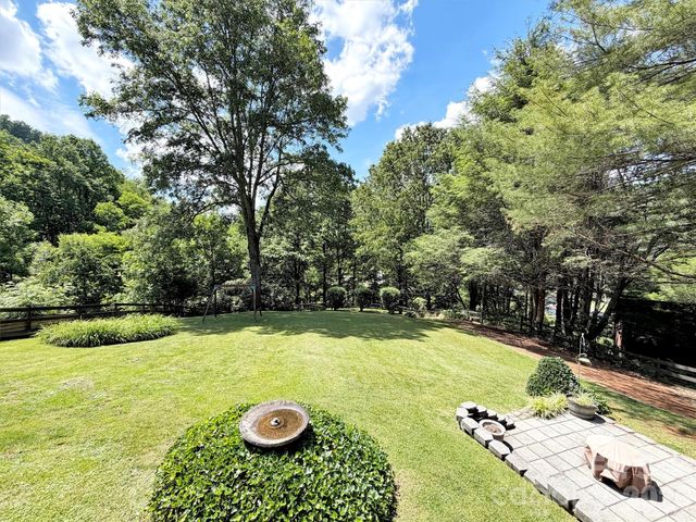 72 Sanctuary Road, Maggie Valley, NC 28751