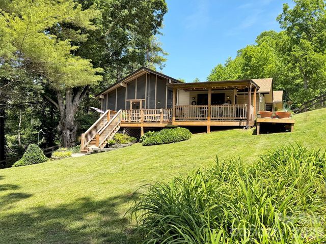 72 Sanctuary Road, Maggie Valley, NC 28751