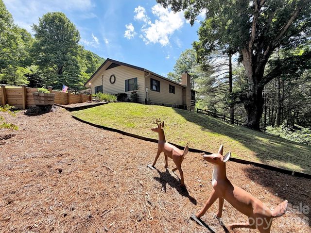 72 Sanctuary Road, Maggie Valley, NC 28751