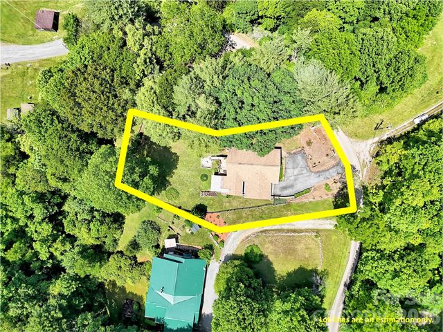72 Sanctuary Road, Maggie Valley, NC 28751