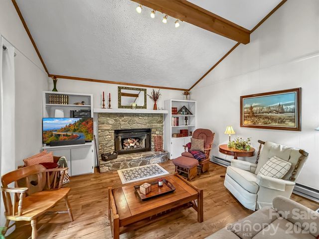72 Sanctuary Road, Maggie Valley, NC 28751