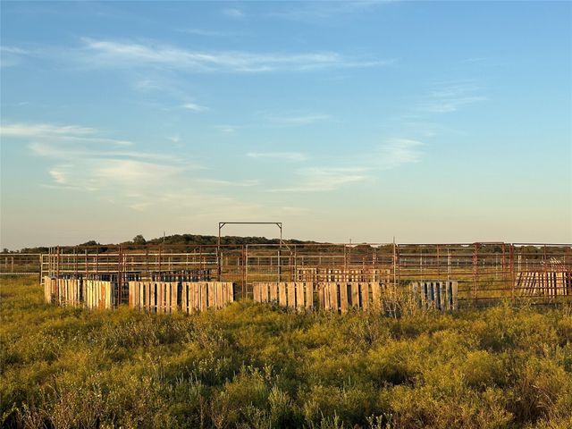 1401 County Road 199, Brownwood, TX 76801