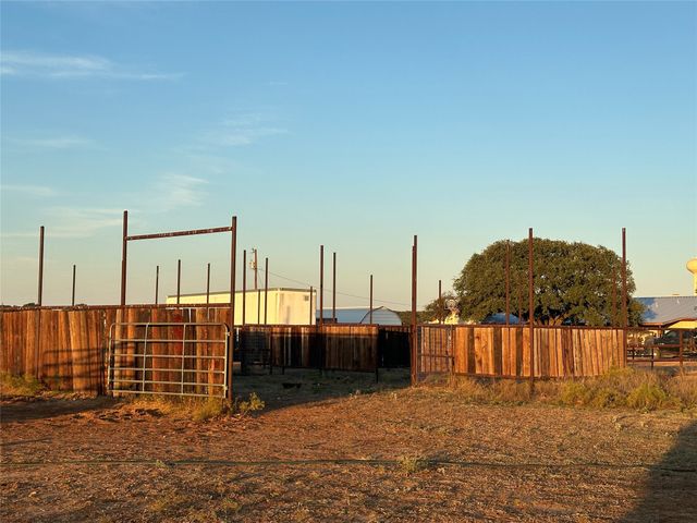 1401 County Road 199, Brownwood, TX 76801