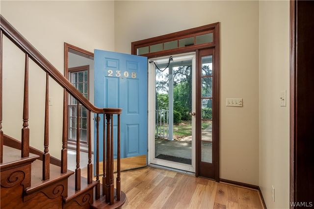 2308 Brandonwood, Tuscaloosa, AL 35406
