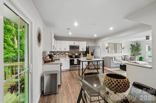 5024 Winding Jordan Lane, Charlotte, NC 28269