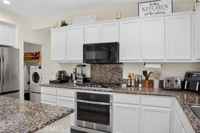 2301 Foxtail Drive, Palmdale, CA 93551