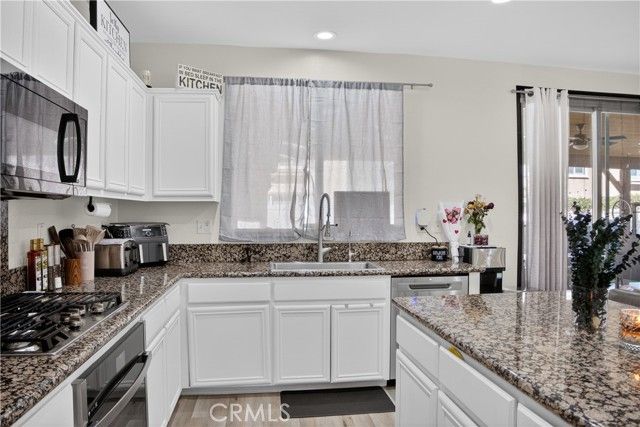 2301 Foxtail Drive, Palmdale, CA 93551