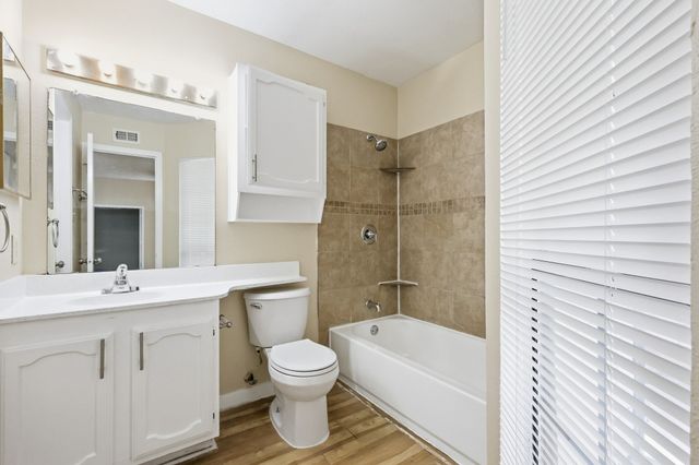 3048 Navarro Lane, Grand Prairie, TX 75052