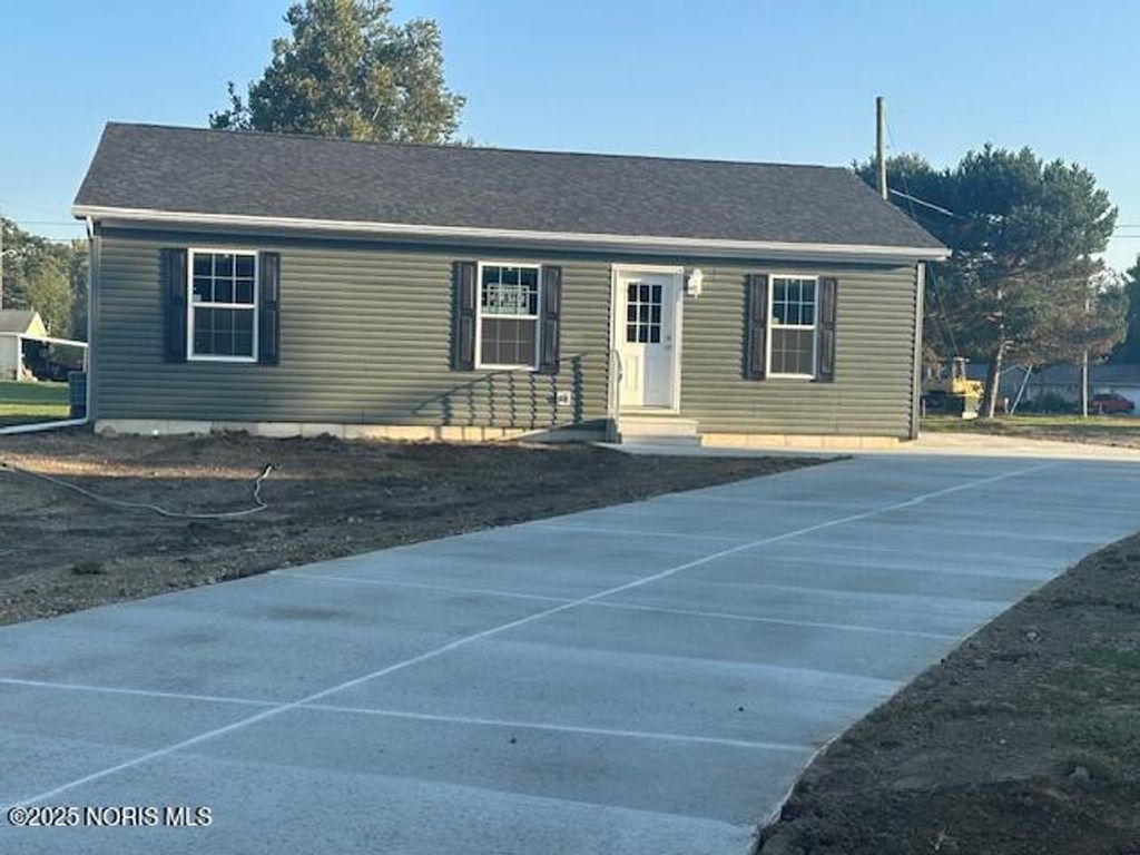 400 N Rose Lane, Pioneer, OH 43554