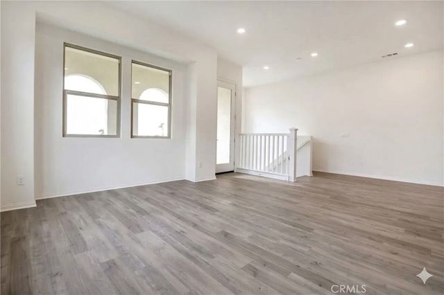 103 Plateau, Irvine, CA 92618